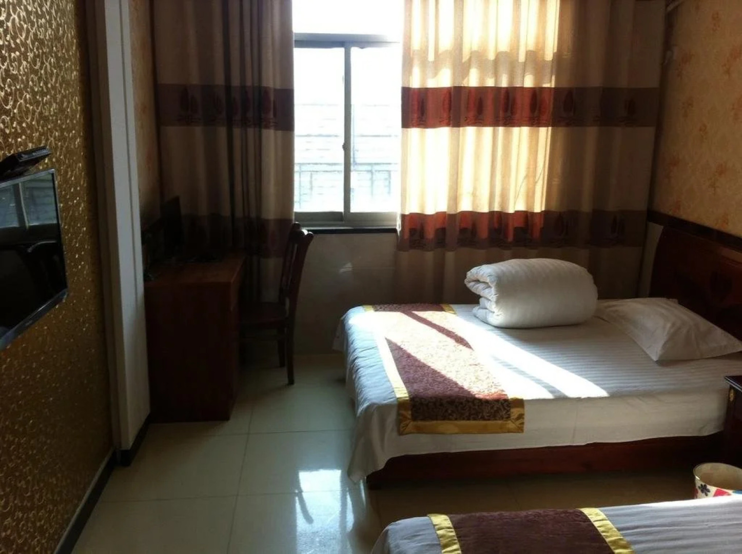 Shuntai Business Inn