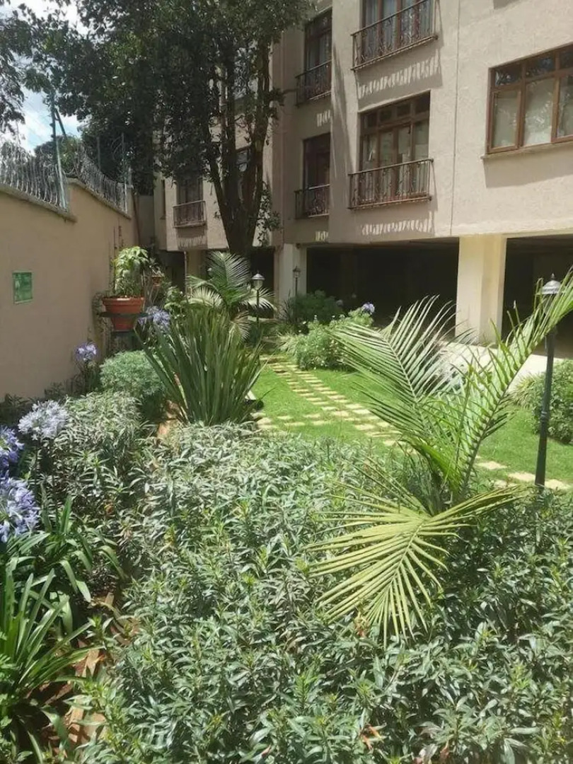 Fenesi Gardens Apartments