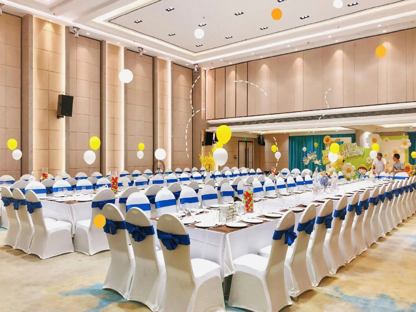 Nanning Jingdu International Hotel (Nanhu Park Binhu Road Metro Station)