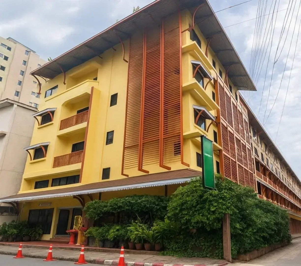 Woraburi Sukhumvit Hotel & Resort