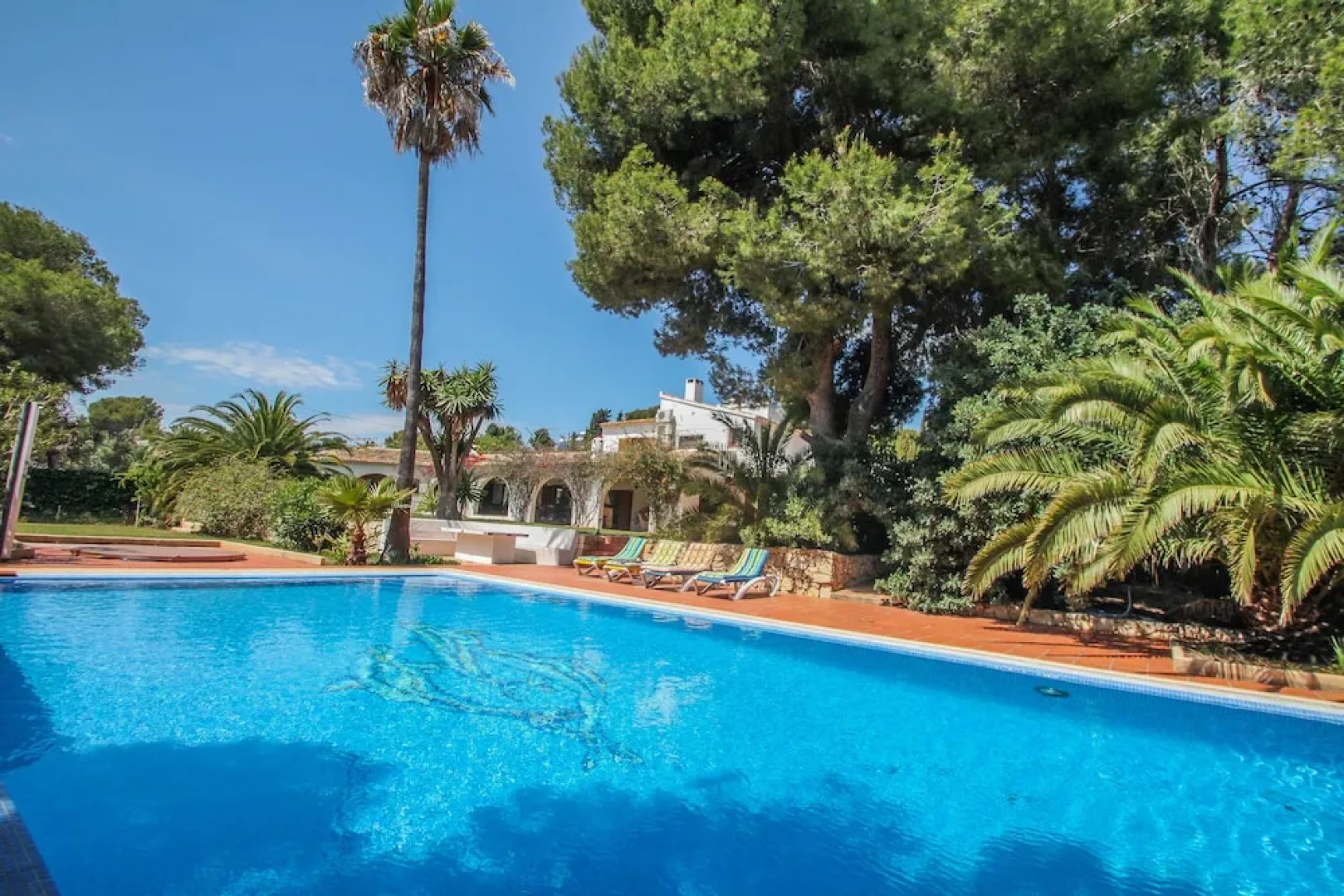 Finca Raiz - modern, well-equipped villa with private pool in Moraira