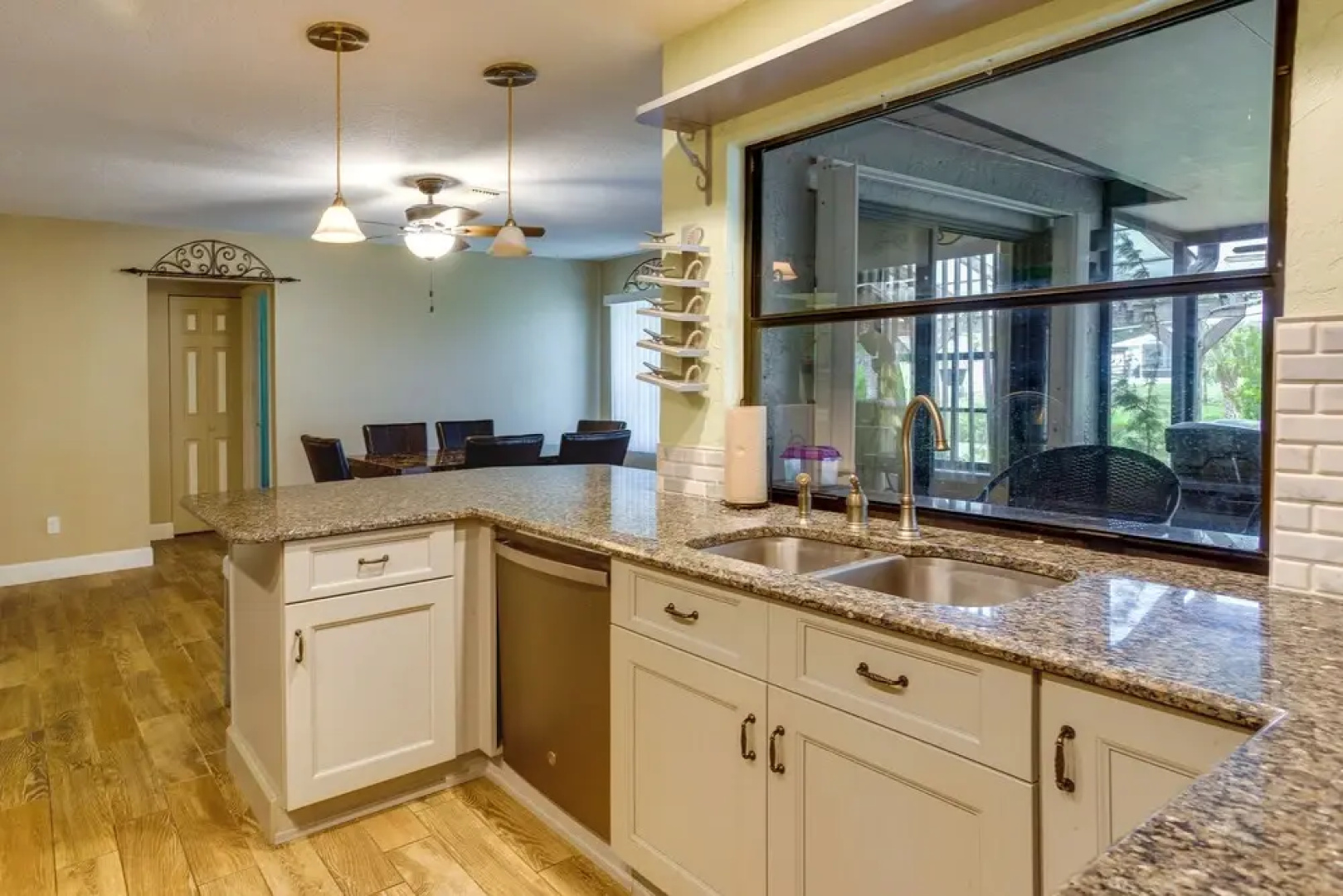 Riverfront Port St Lucie Home: Hot Tub + Dock!
