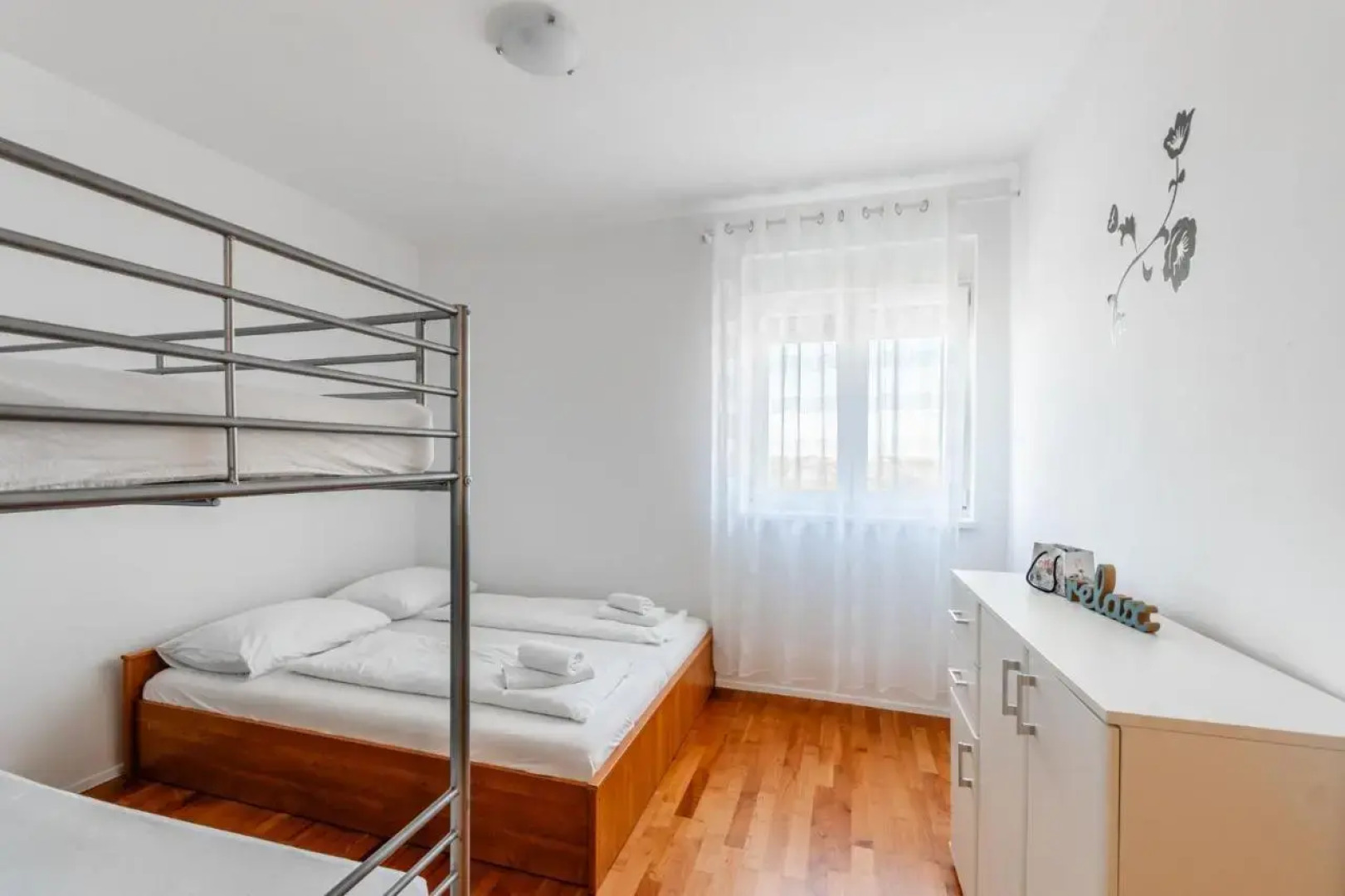 Apartment Village Nin