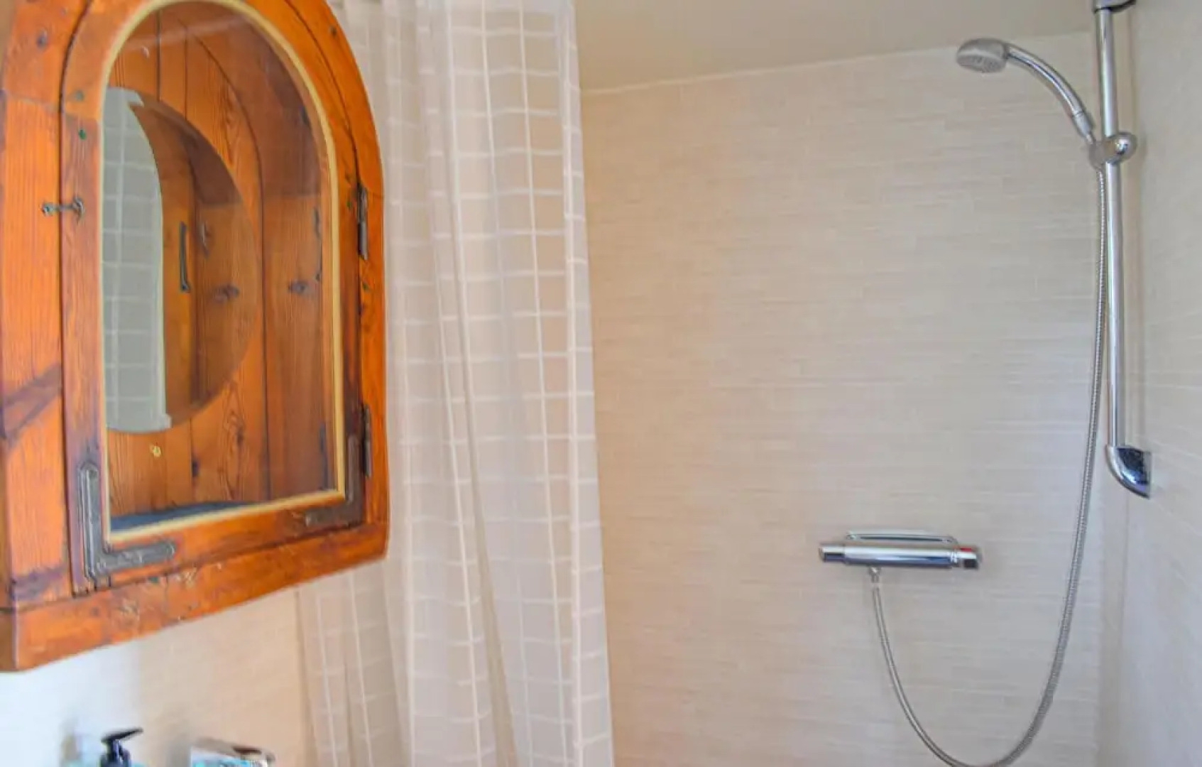 Amazing Home in Hagby With 1 Bedrooms and Wifi