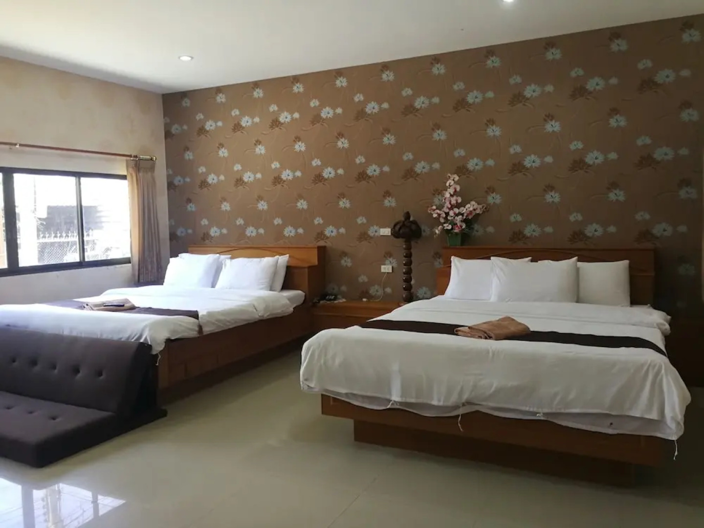 Reurn Thai Resort Ratchaburi