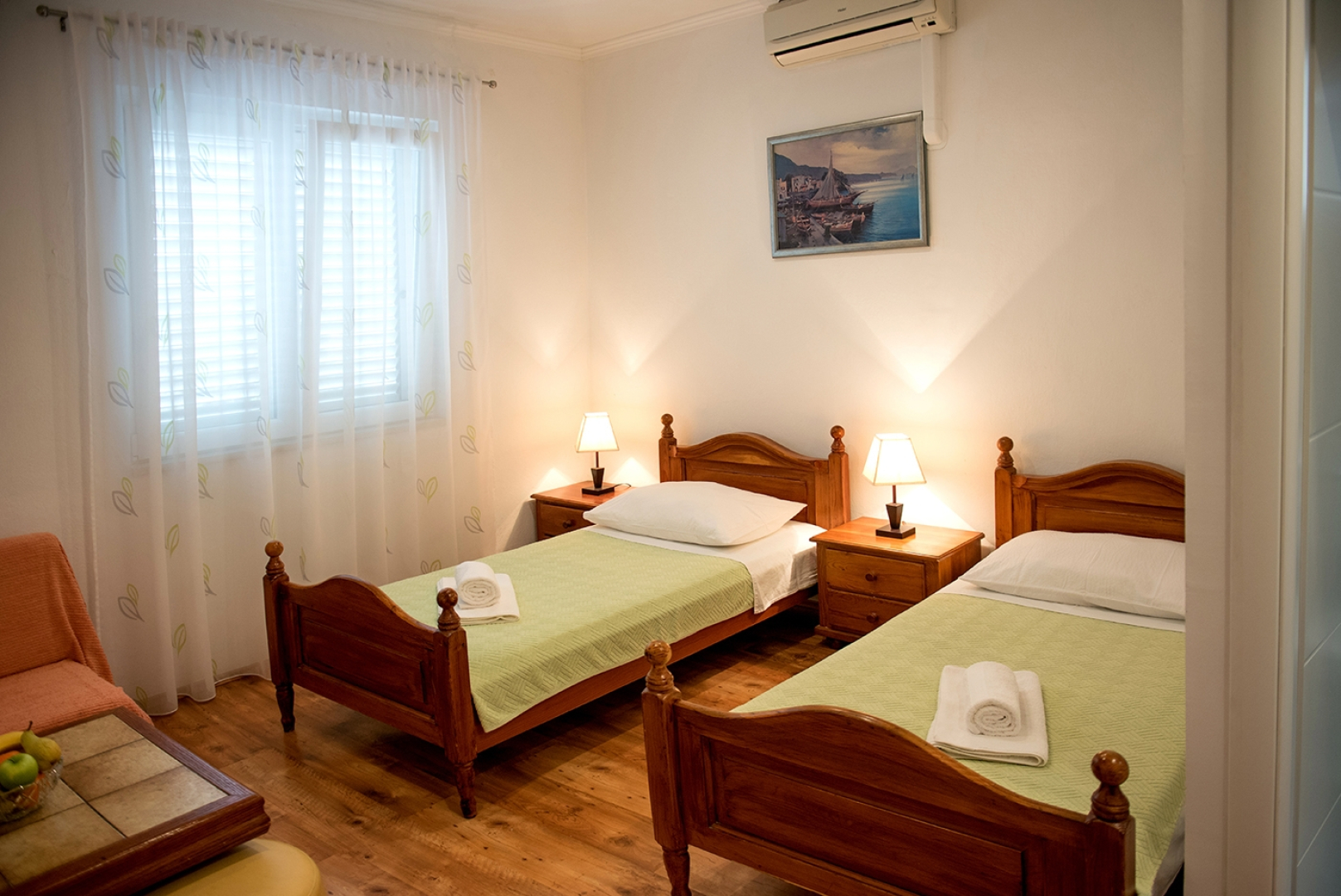 Room Robi - 50m from beach R3 Podstrana, Riviera Split