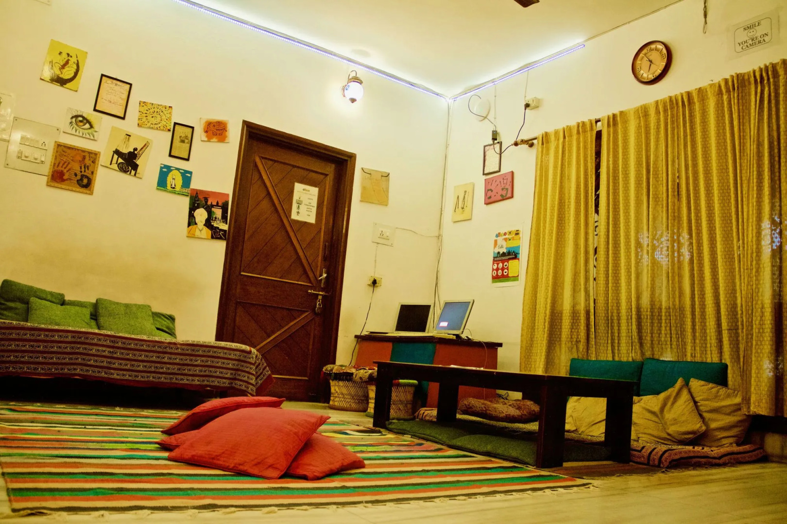 goSTOPS Lite Varanasi