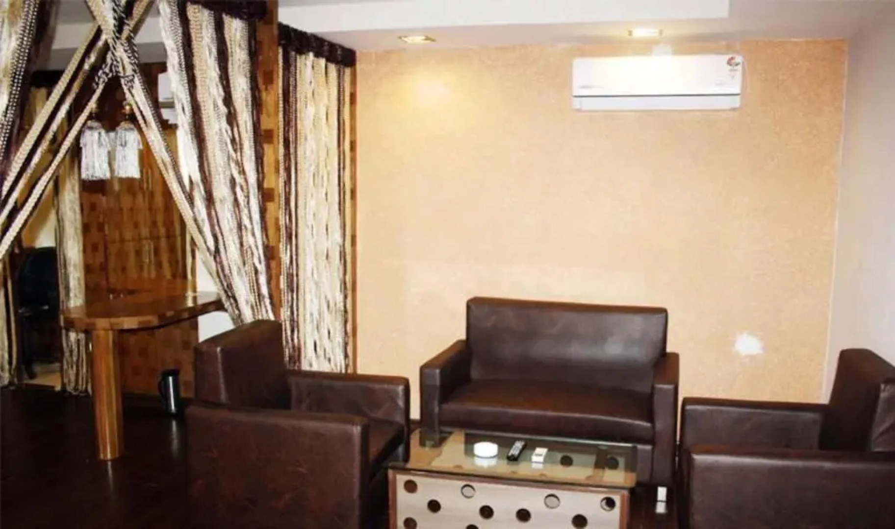 Fabhotel Raj Residency Ii