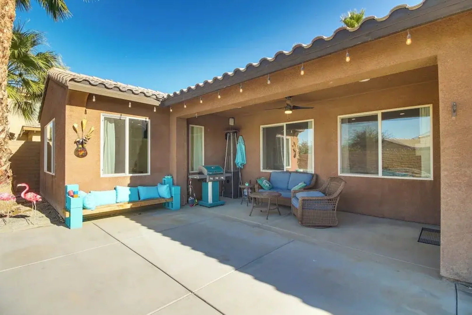 Indio Oasis w/ Heated Saltwater Pool + Hot Tub!
