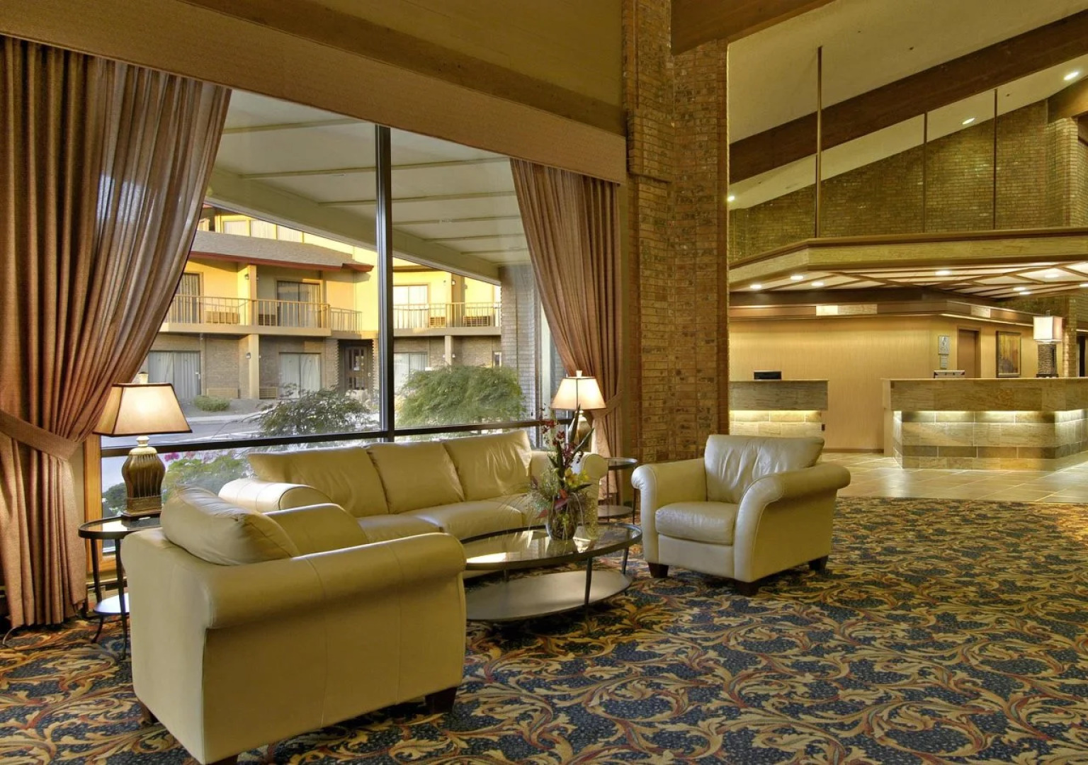 Red Lion Hotel Pasco Airport & Conference Center