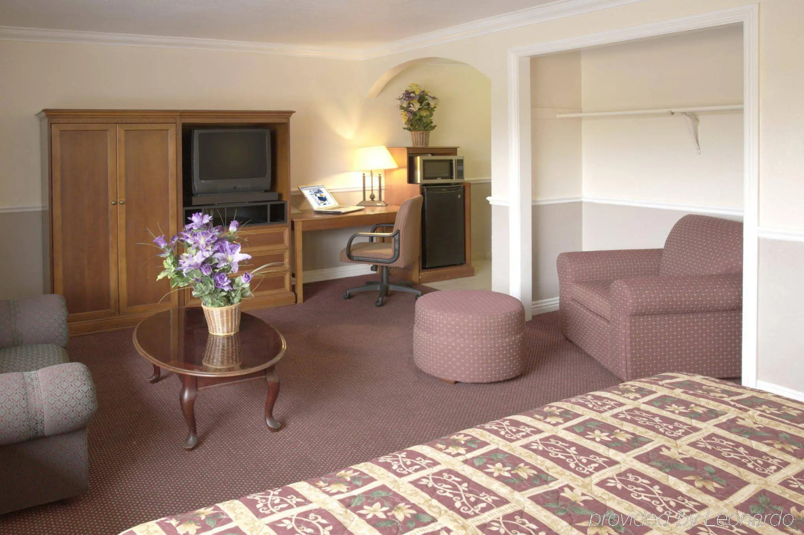 Legacy Inn and Suites