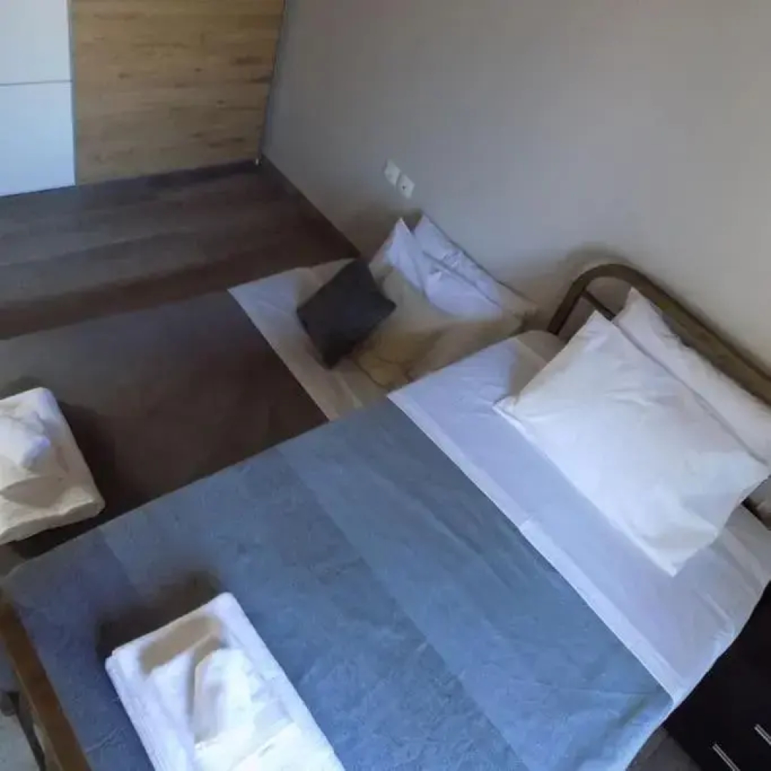 Nikos House Megara