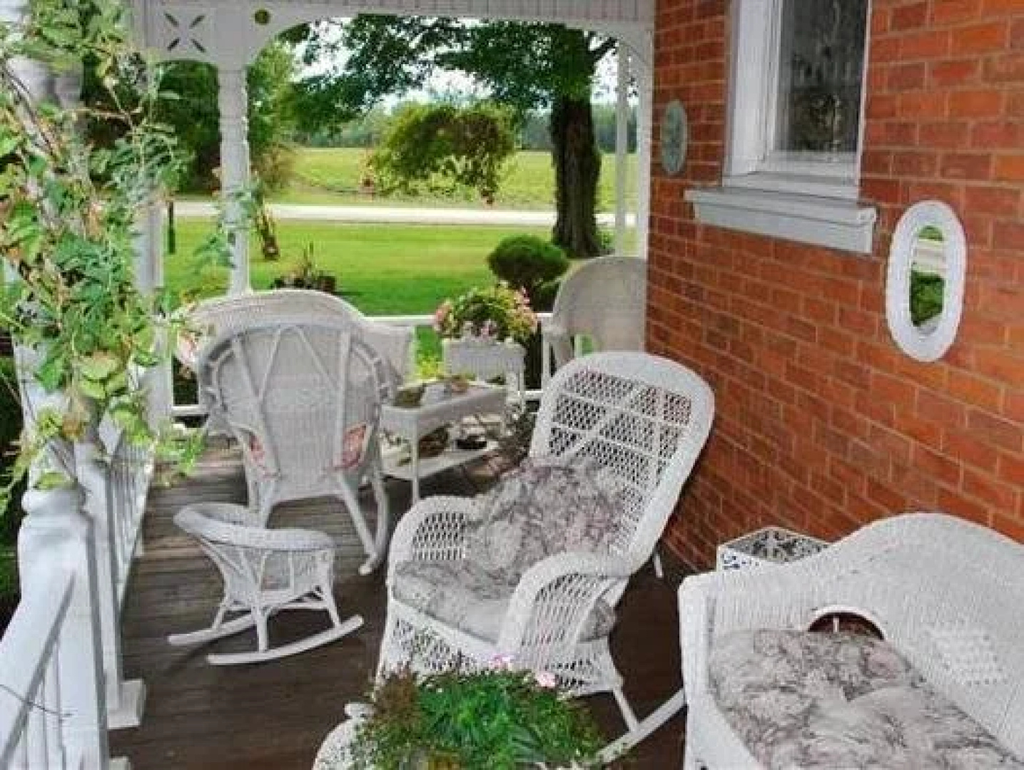The Country Doll House B&B