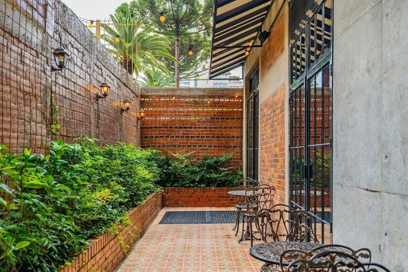 Linked Batel by Xtay