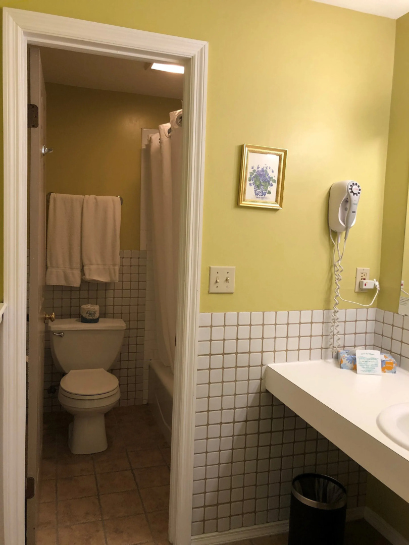 Delamater Inn