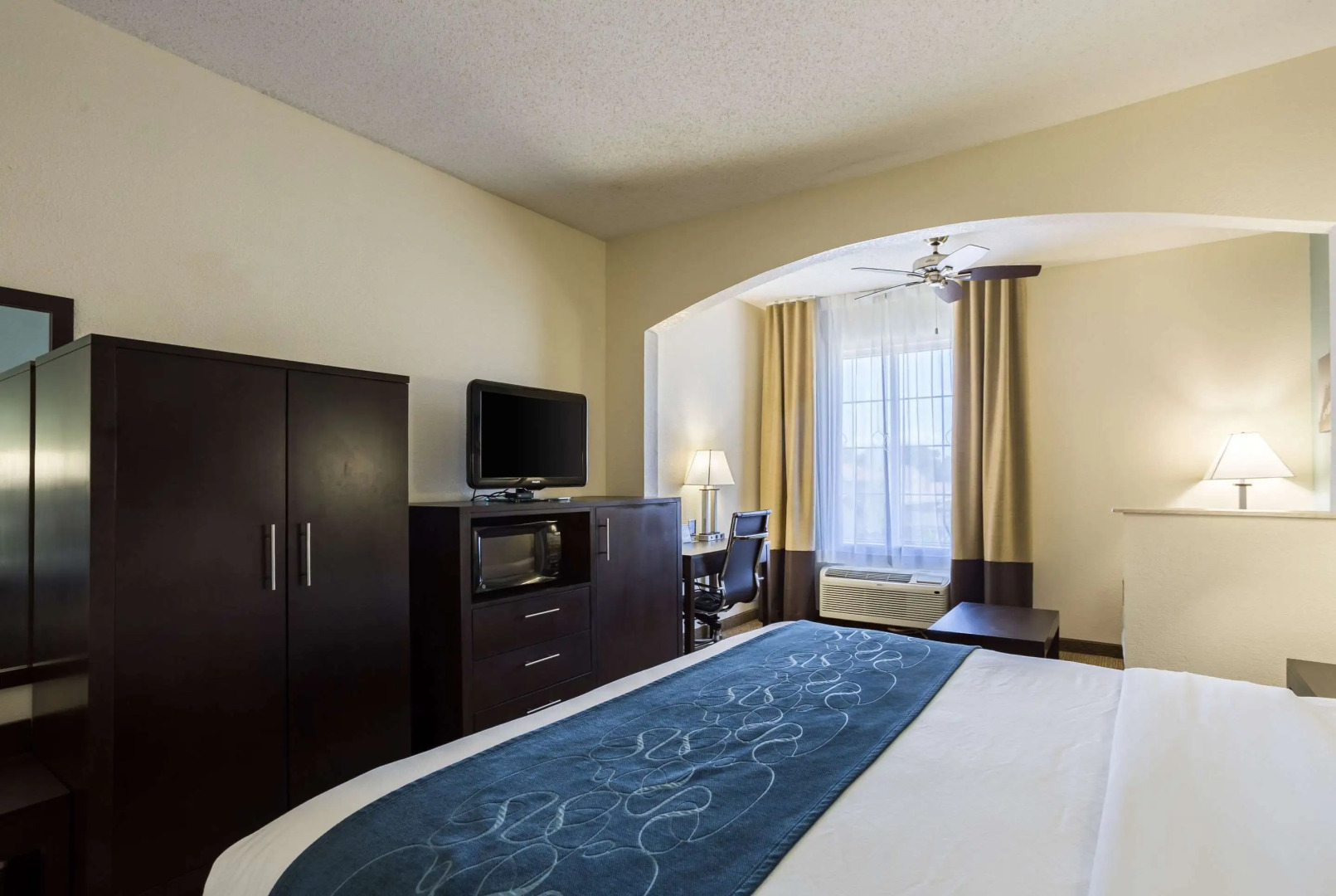Comfort Suites New Orleans East