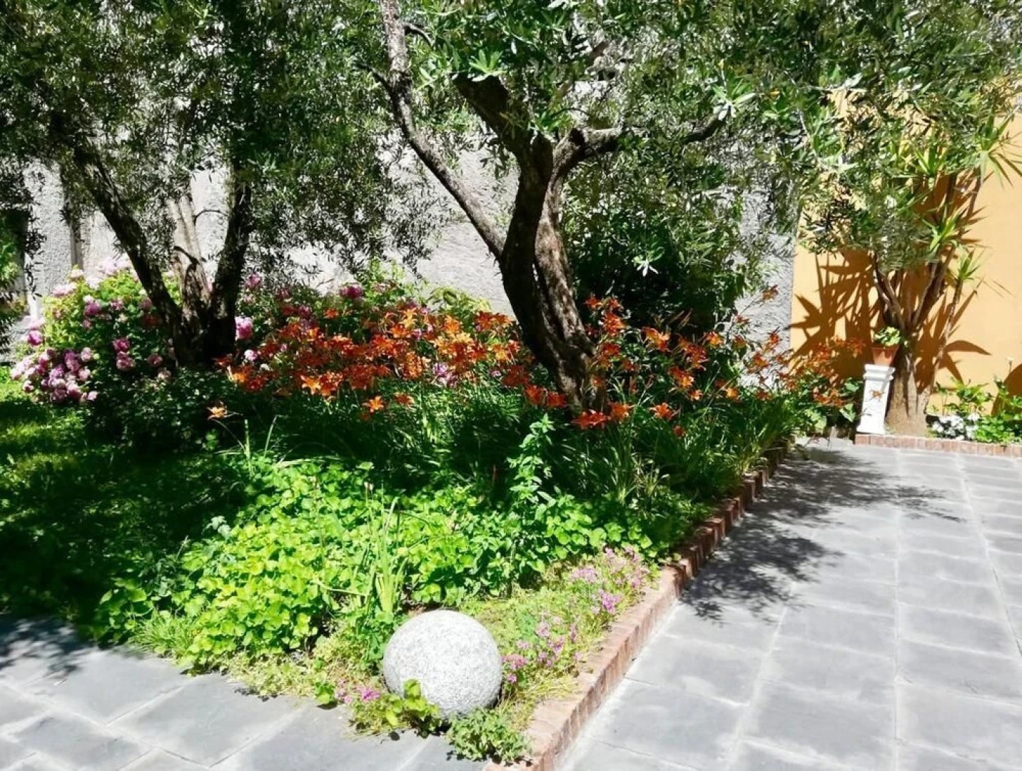 Residenza di Prestigio In Riva al Lago Marone LOFT