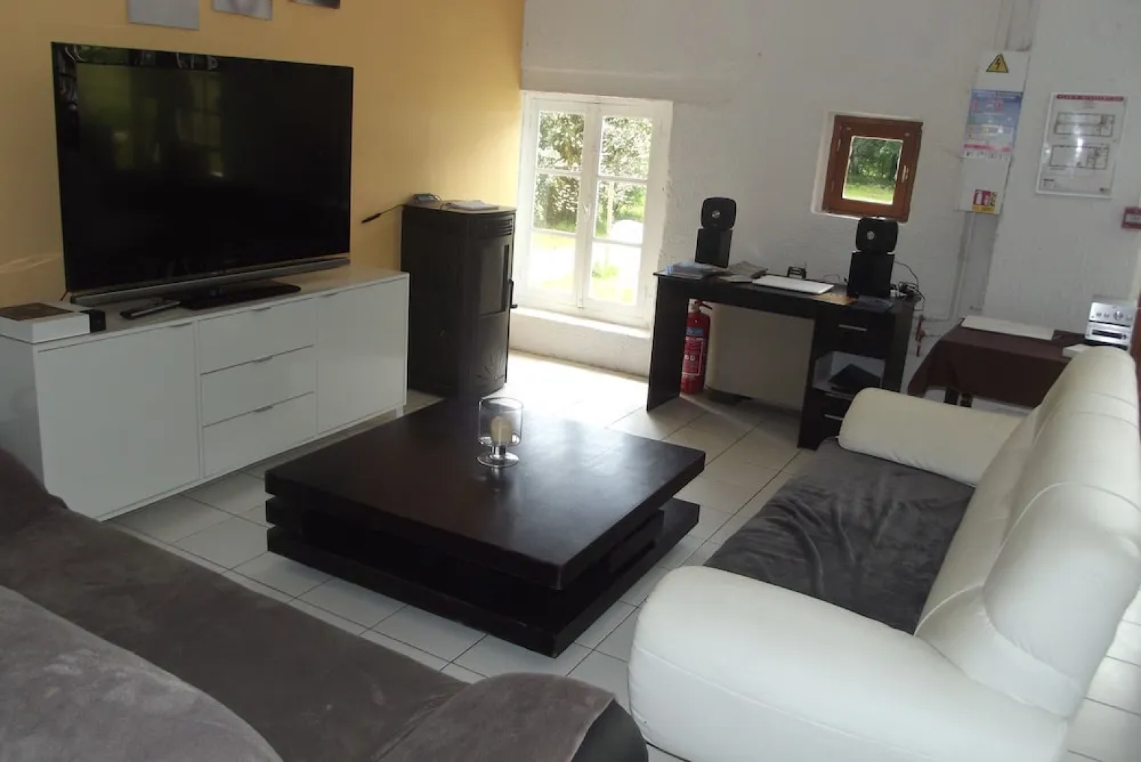 Le Domaine de Jaugy - Hostel