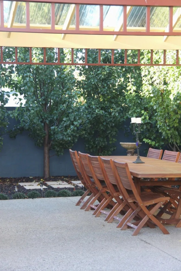 Bel Miren - Sarah Louisa