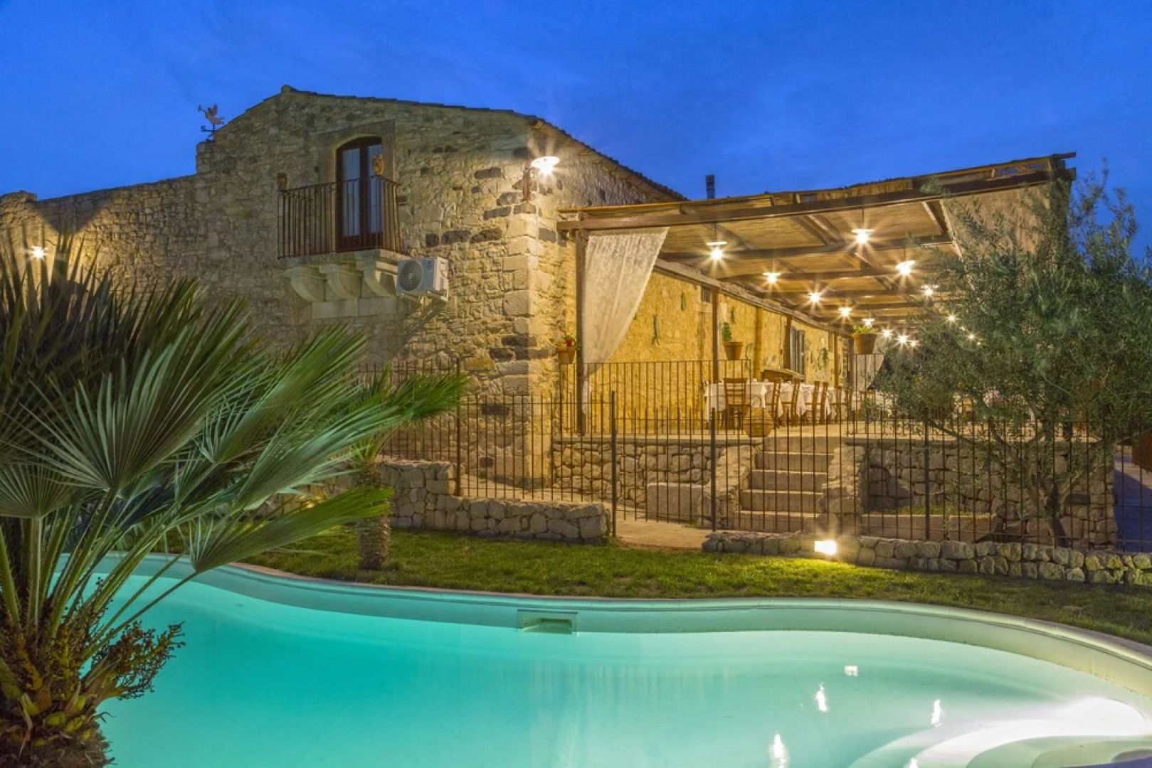 Masseria Fortificata Lo Zafferaneto