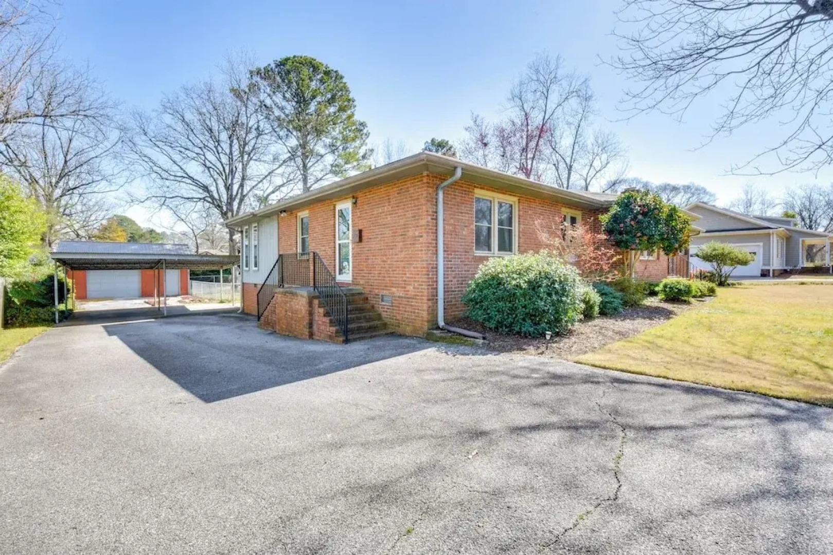 4 Mi to Lake Hartwell: Welcoming Family Home