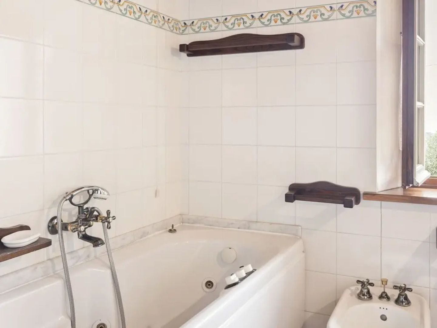 Vintage Holiday Home in Montemagno Camaiore With Sauna