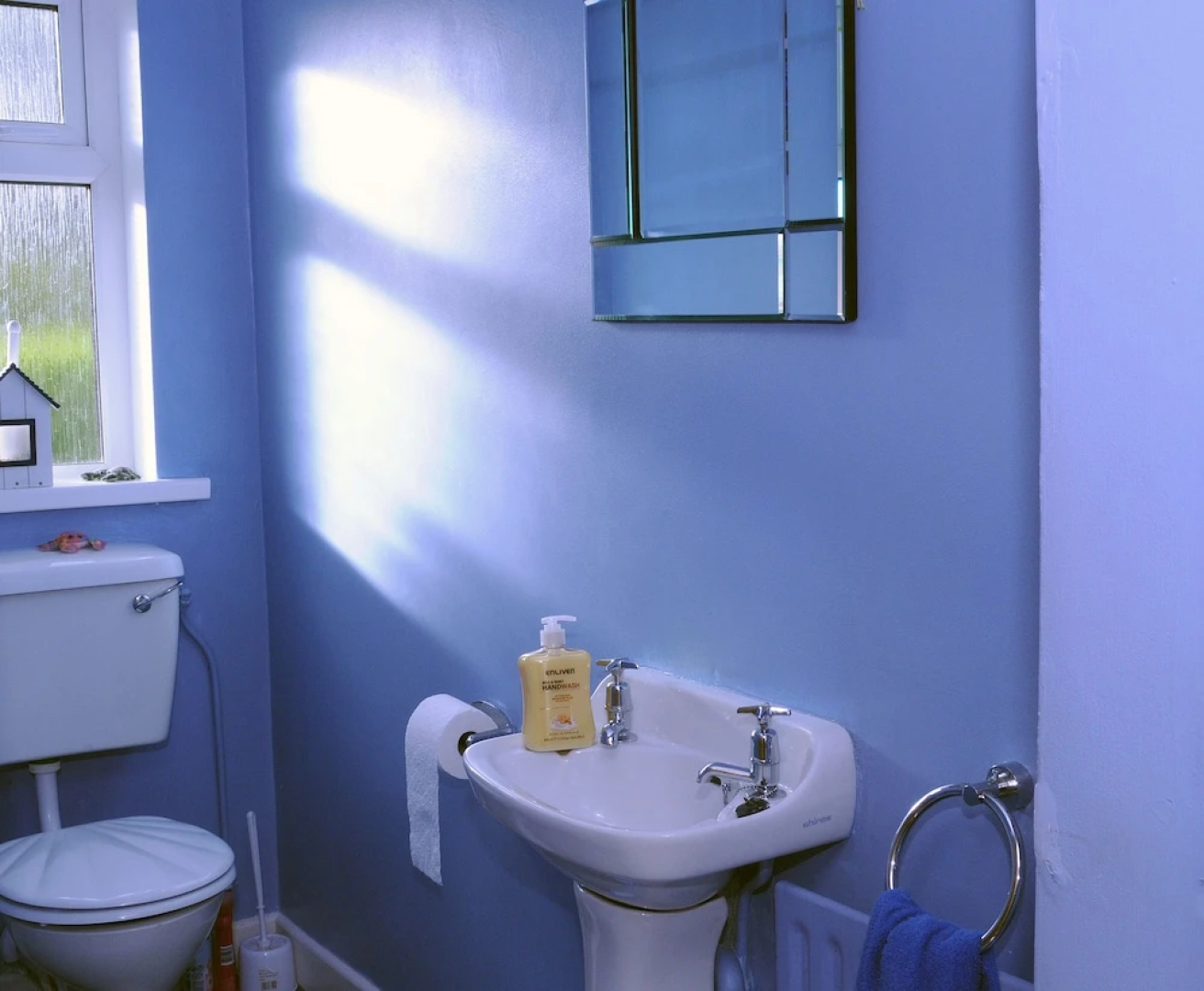 4-bed Cottage in Co. Galway 5 Minutes From Beach