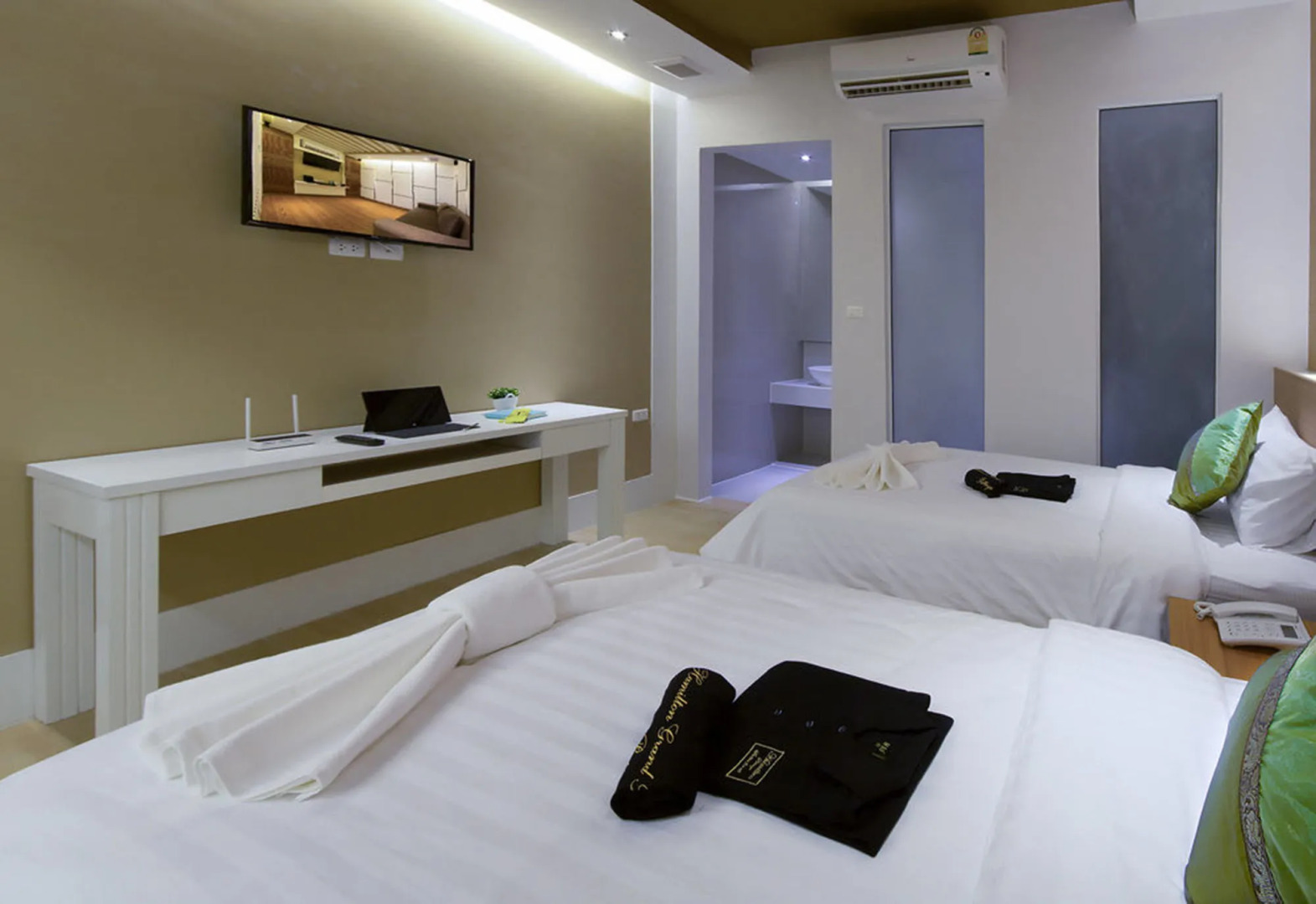 Hamilton Grand Residence