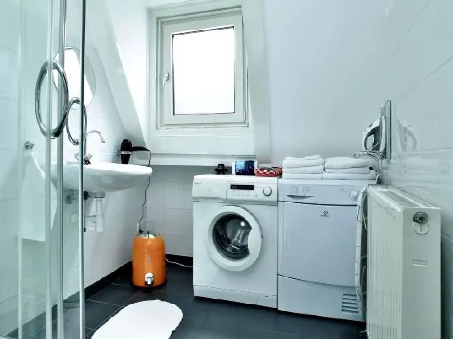 Luxury Apartments Delft III Flower Market