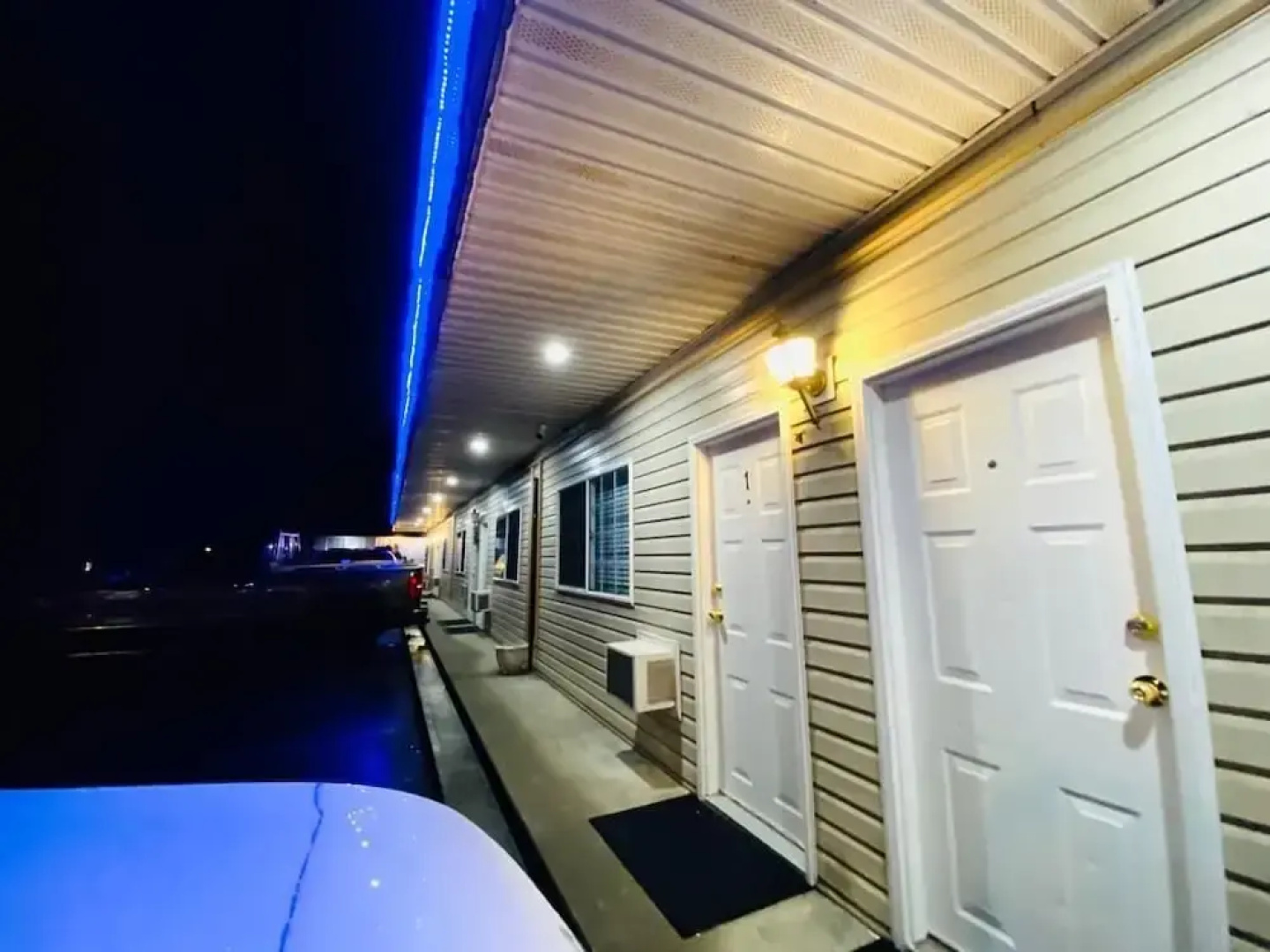 Lucky Strike Motel