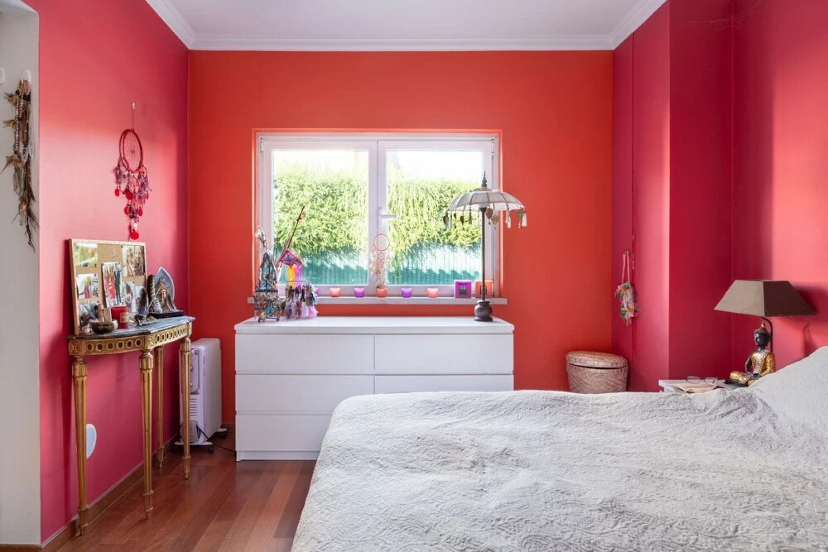 ALTIDO Stunning 4-BR house w/Private Yard in Estoril