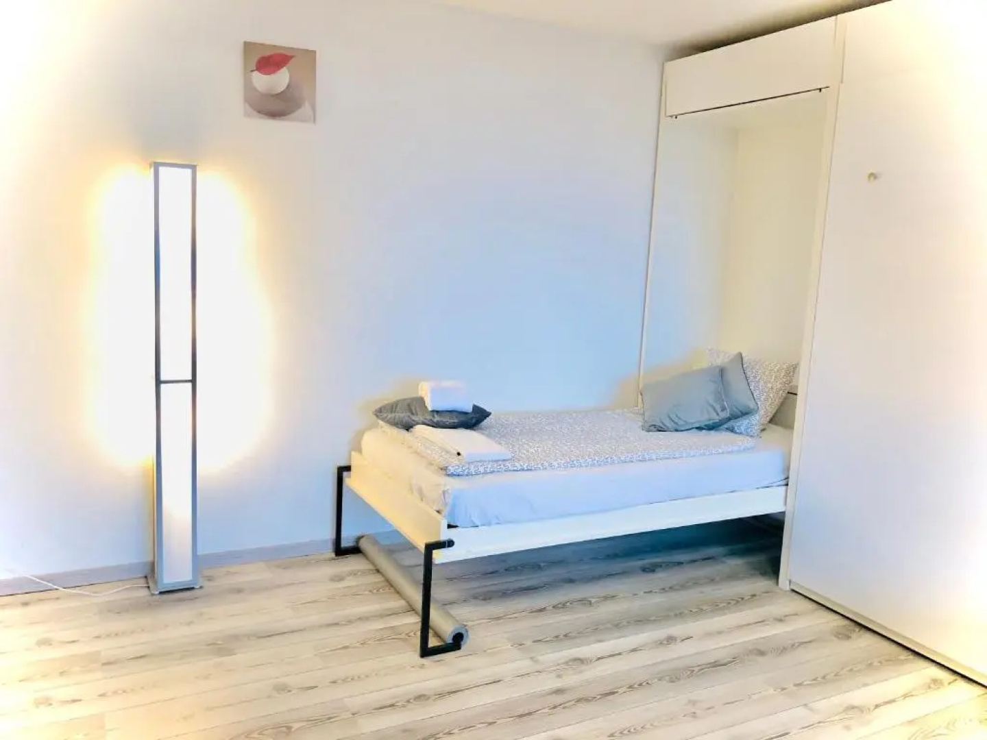 Central Studio with Lake View | 102