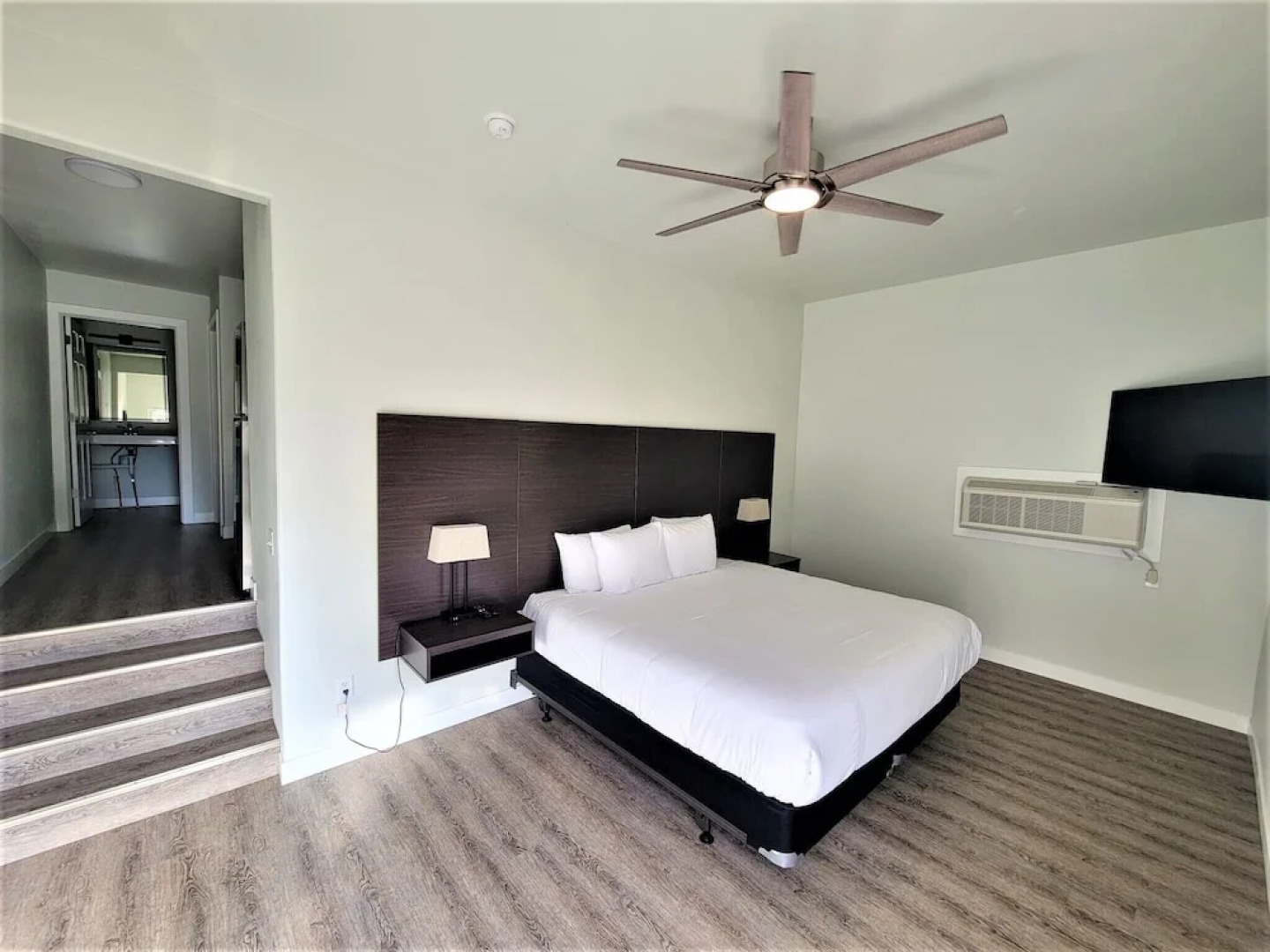 Edge-O-Dells Resort - 21 and Older