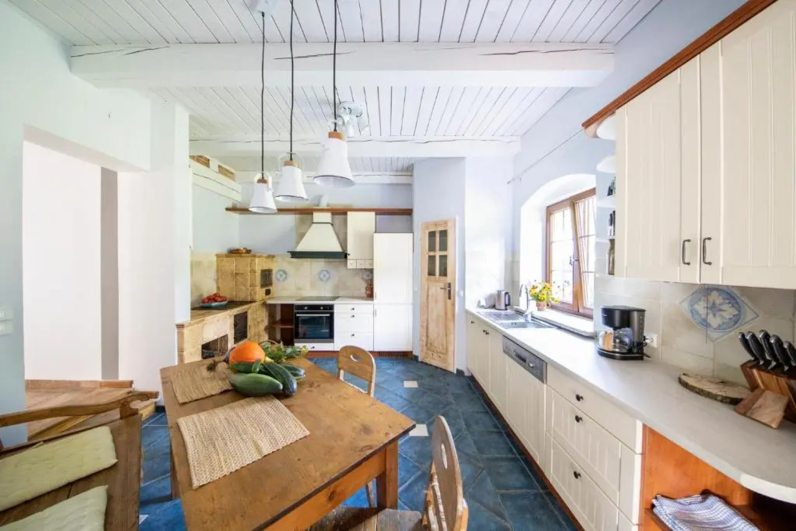 Blossom Hill Apartments