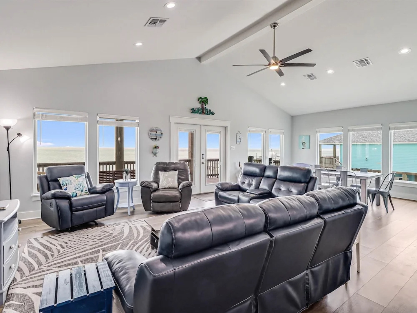 Copano Hooked 4 Bedroom Home by RedAwning