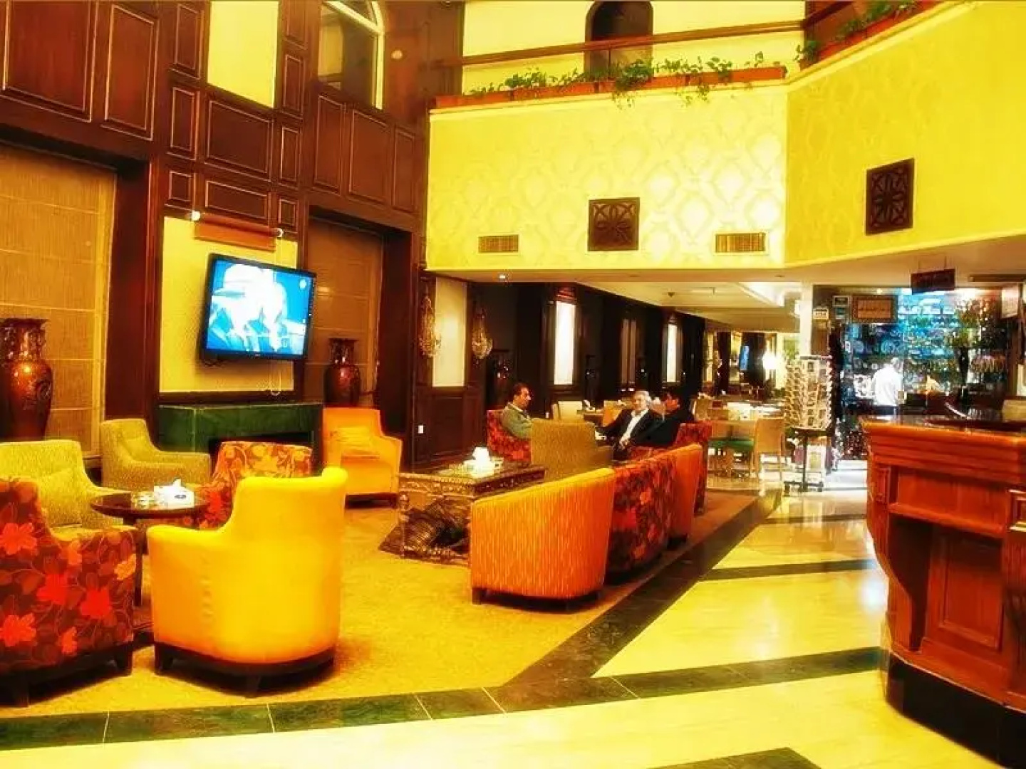 Dana Plaza