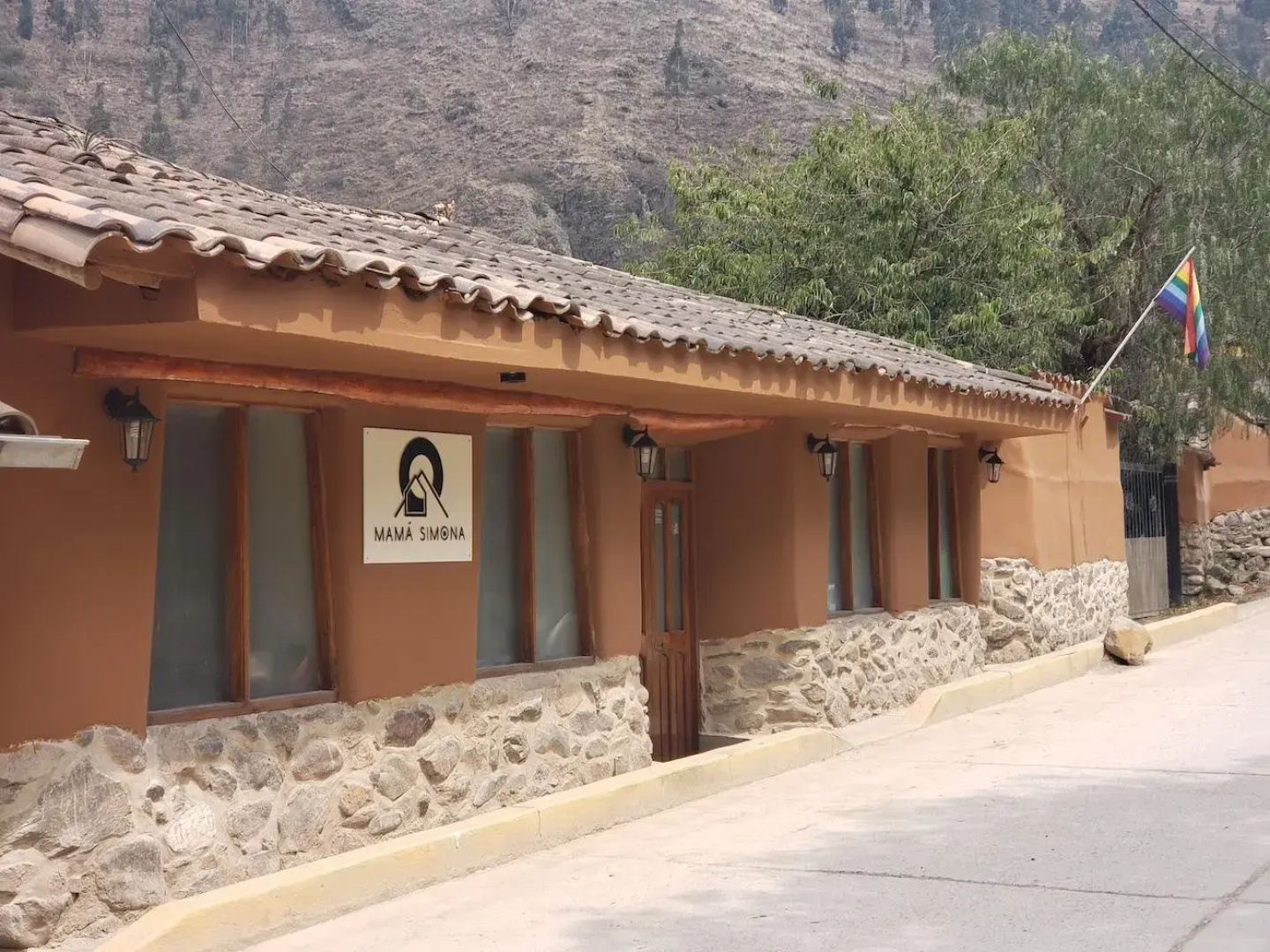 Mama Simona Ollantaytambo