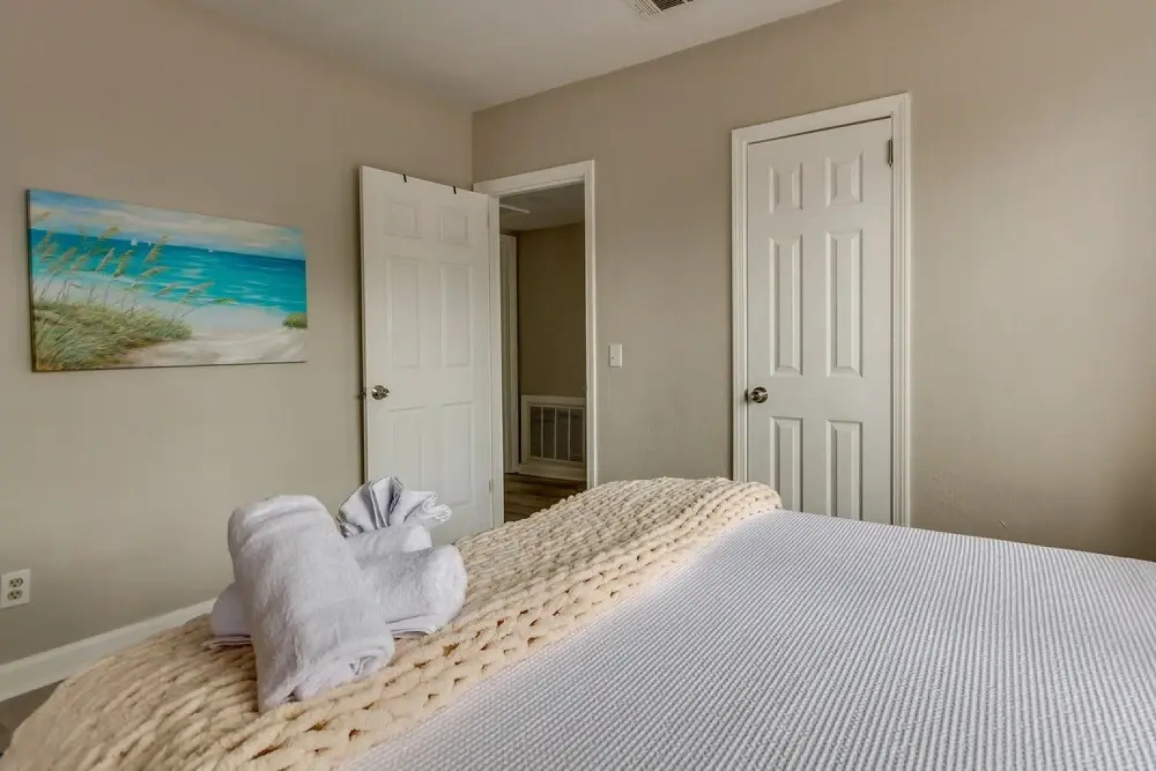 Pet-friendly Pensacola House Rental: 3 Mi to Beach