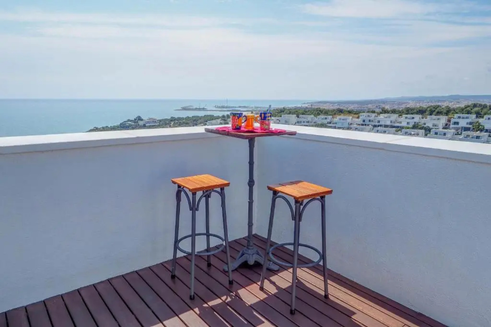 Elora Penthouse with Sea Views by Hello Homes Sitges