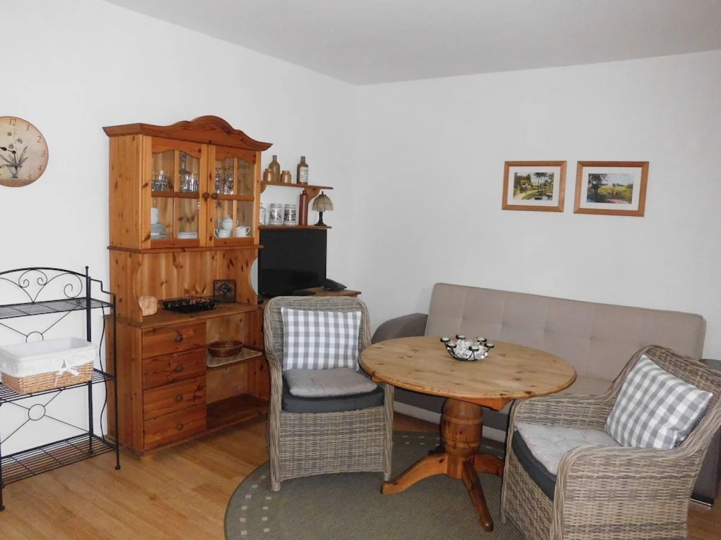 Delightful Apartment With Terrace, Parasol, Garden Furniture