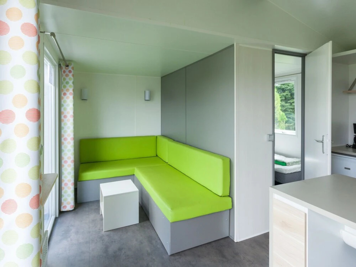 Cozy Mobile Home in Januv Dul With Swimming Pool