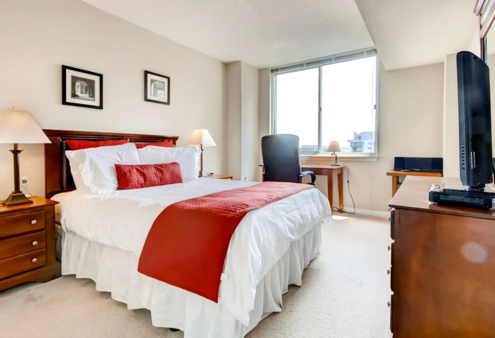 Global Luxury Suites at Pentagon City South