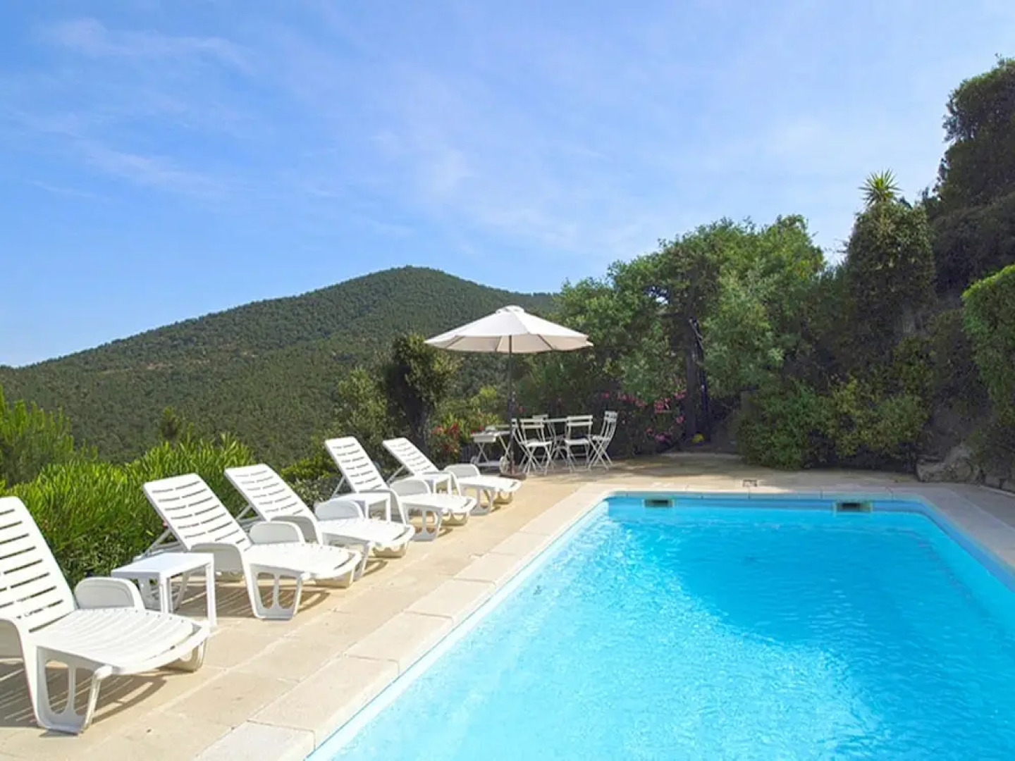 A Tastefully Furnished Villa With Private Pool, 8 km From the Mediterranean Sea