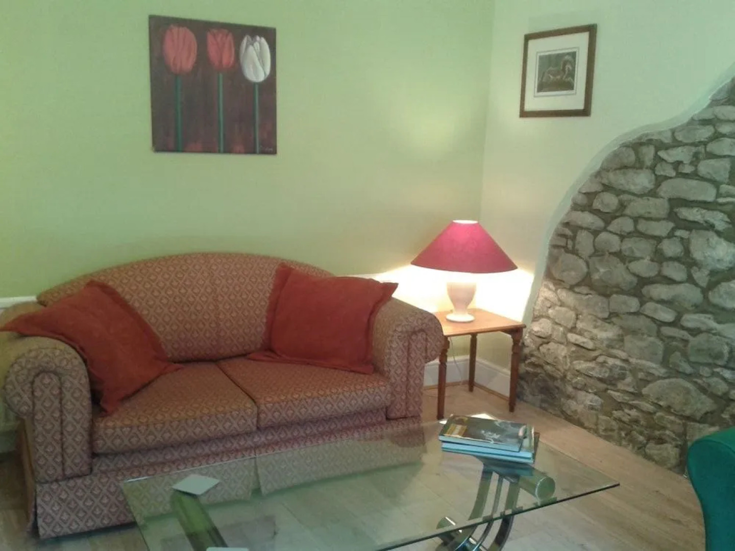 Sannan Court Holiday Apartments