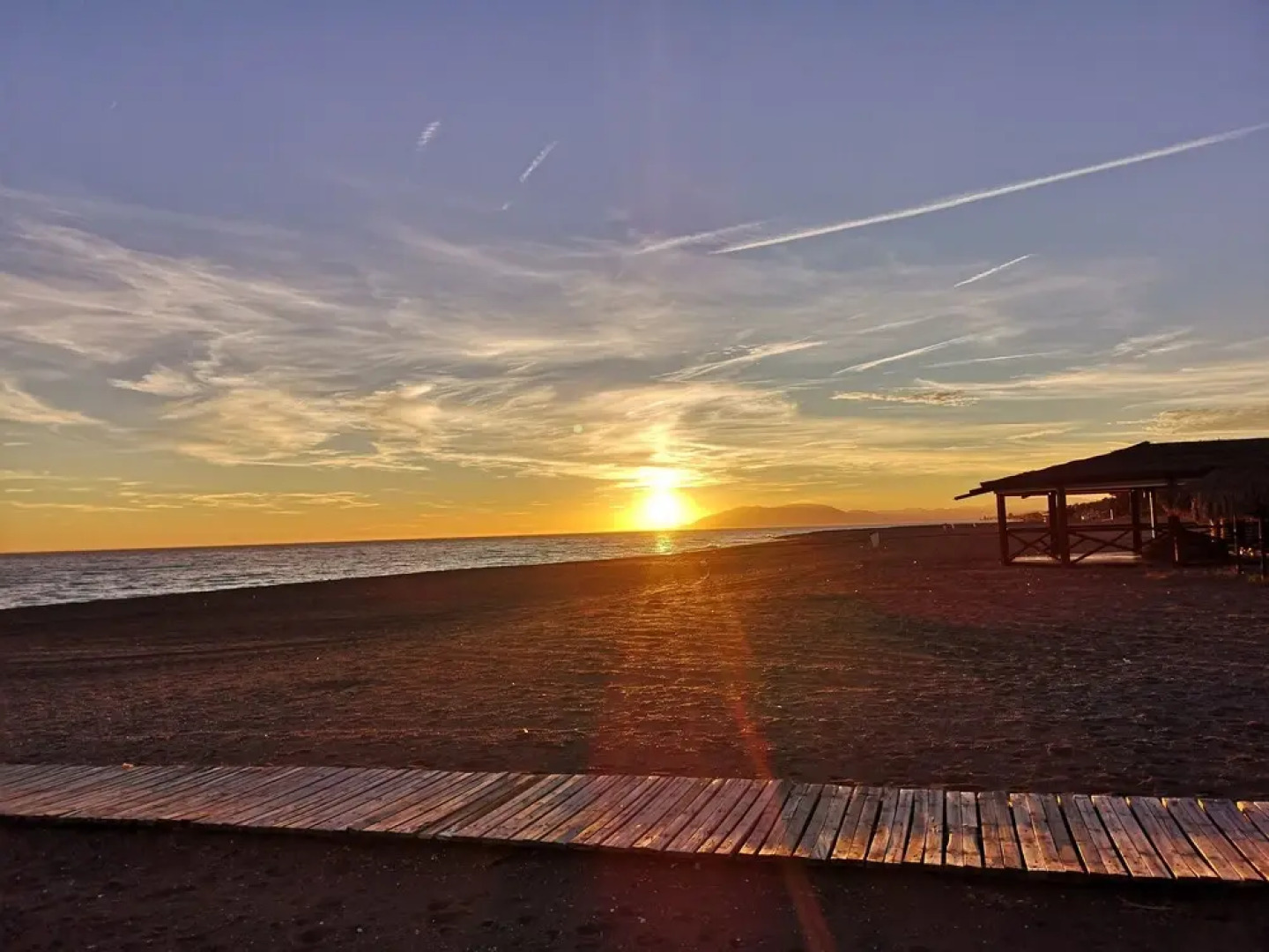 Espectacular residencial en 1ª linea con piscina