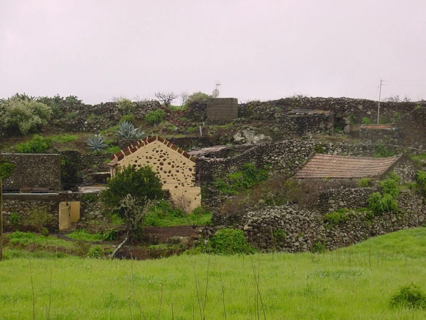 Property With 2 Bedrooms in Isora, With Wonderful Mountain View and Fu