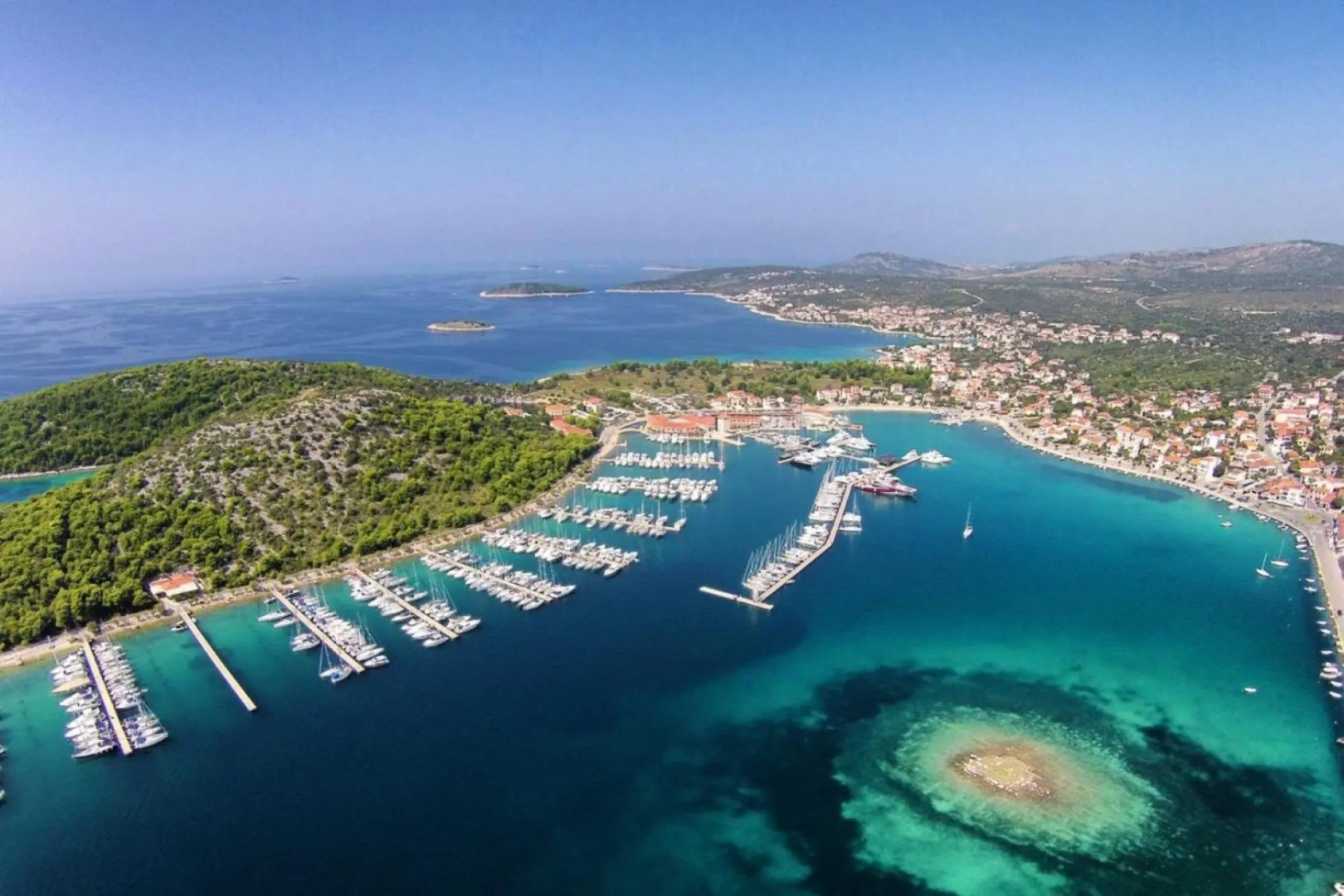 Lias - With Restaurant - A6 Prvi kat