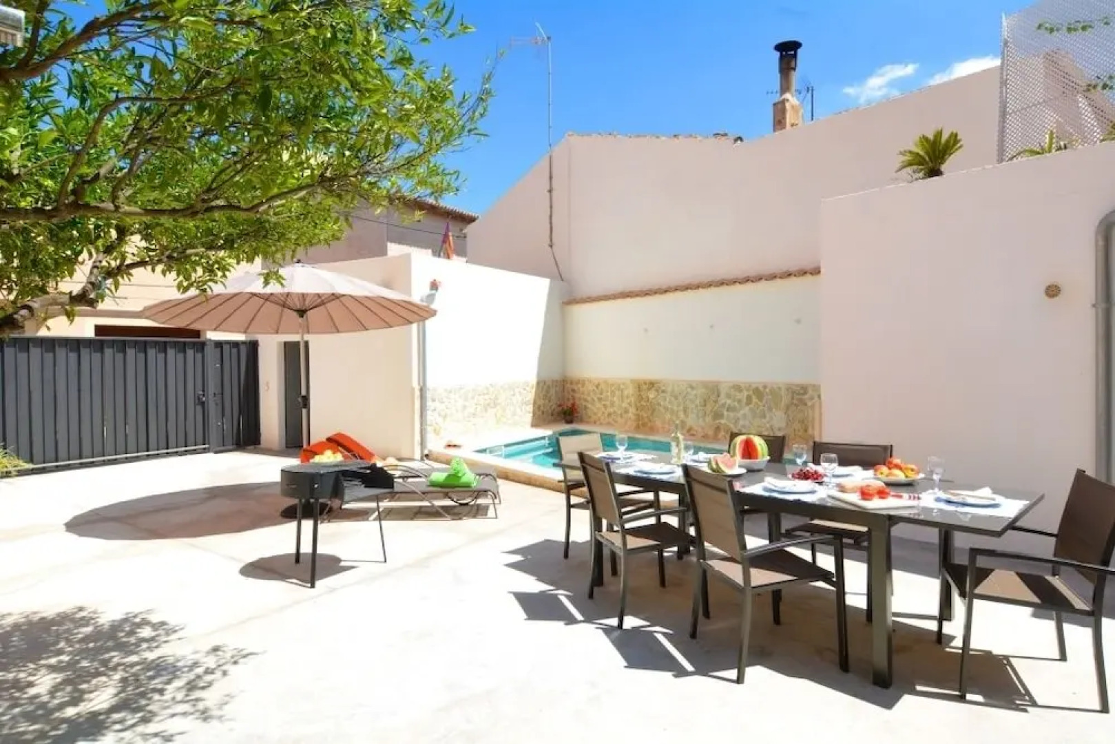 Mallorca Town House with pool