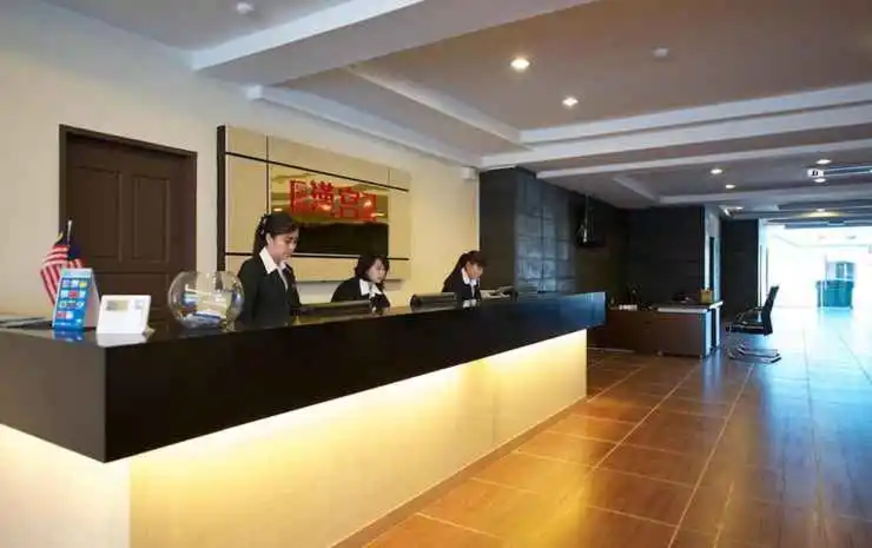 Han Palace Hotel Semporna