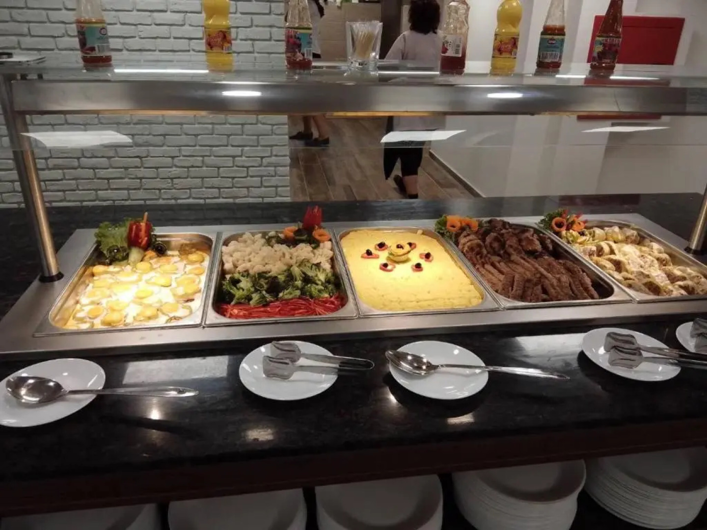 Queen Nelly Hotel Park